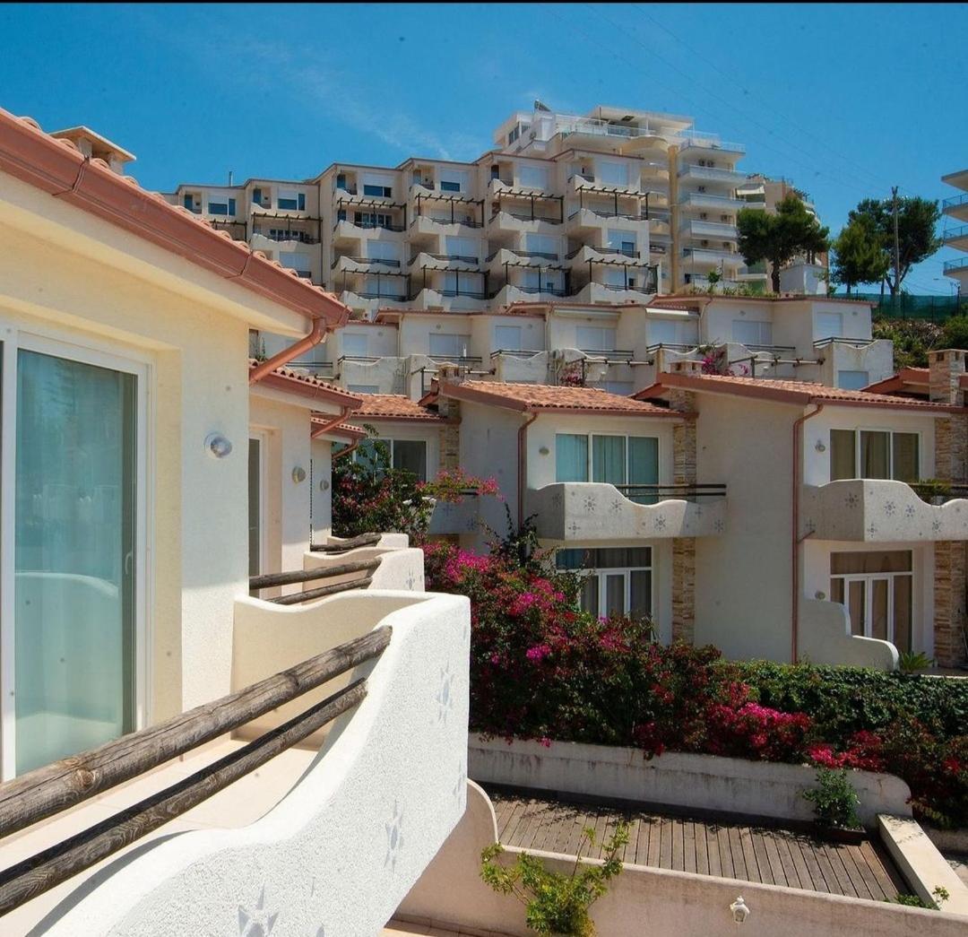 Bougainvill Sunset Villa Sarande Luaran gambar
