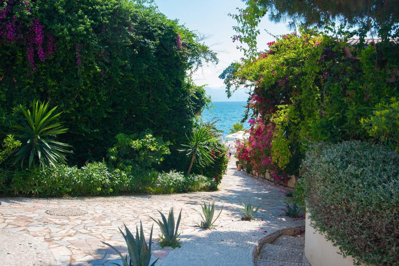 Bougainvill Sunset Villa Sarande Luaran gambar