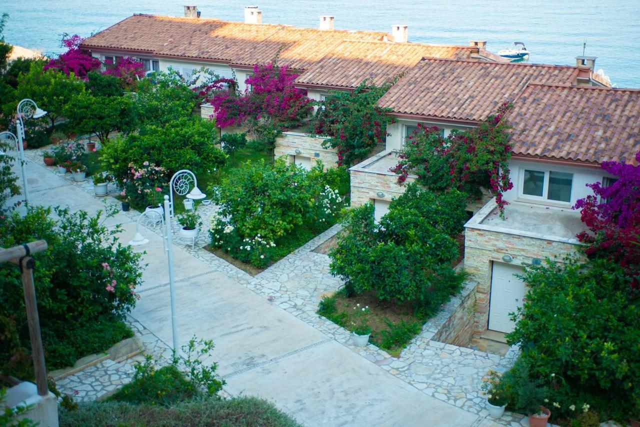 Bougainvill Sunset Villa Sarande Luaran gambar